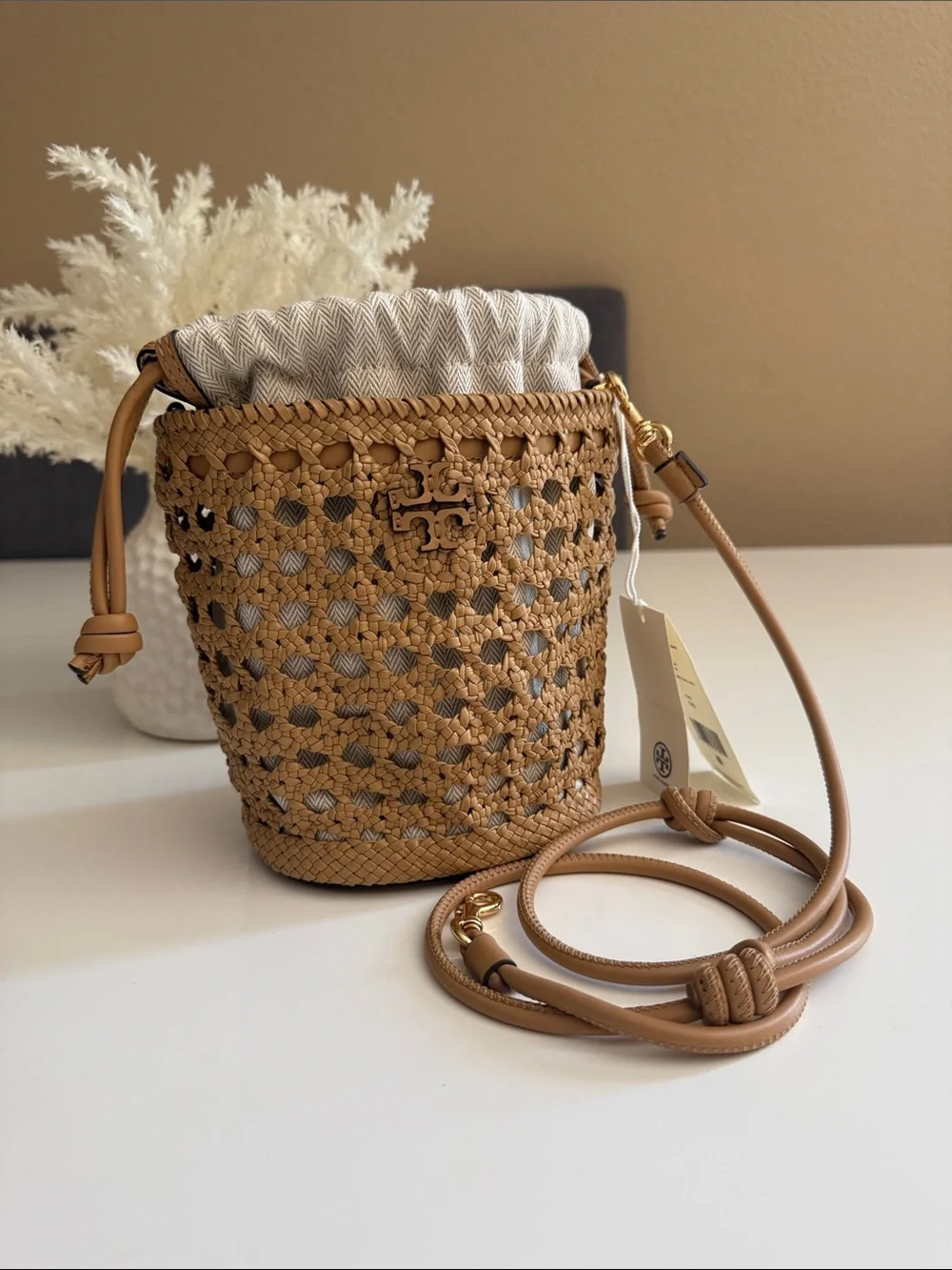 Tory Burch Woven Leather Bucket Bag in Honeycomb Tan NWT $450